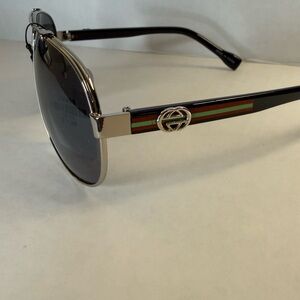 GG Silver Metal Aviator Sunglasses with Black Temples and Red/Green Stripe